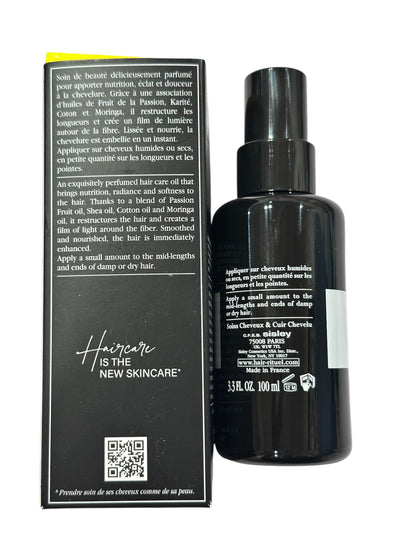 Sisley Paris
Precious Hair Care Oil – Glossiness and Nutrition 3.3 oz.